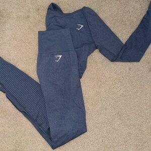 Gym shark set (worn once) long sleeve and leggings